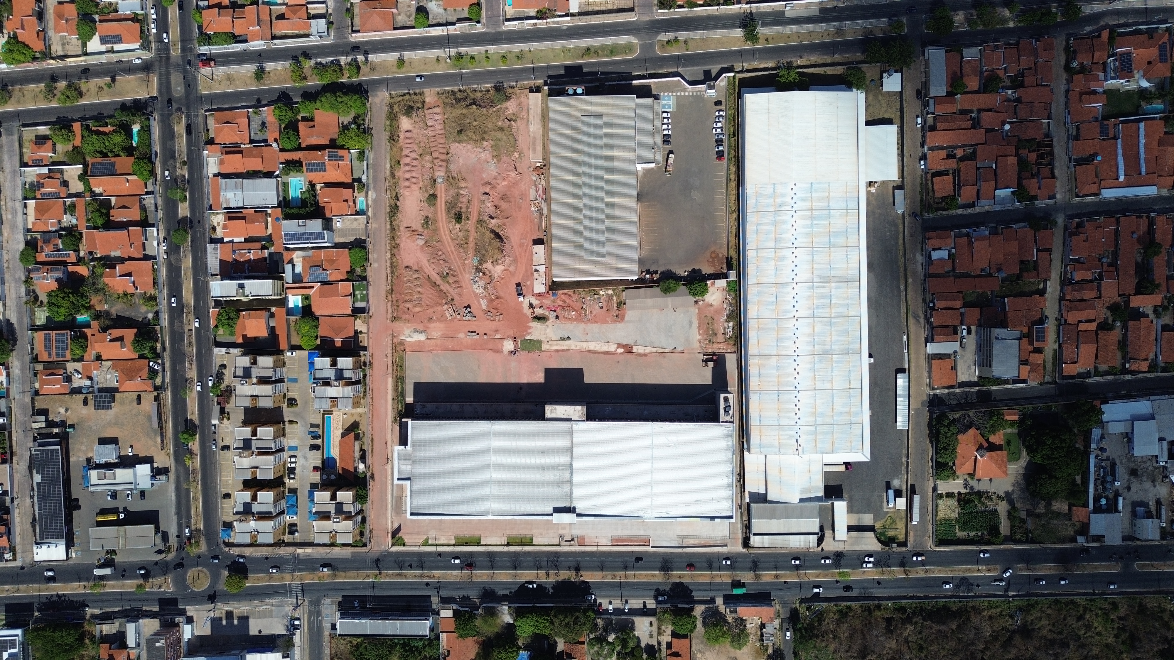 Estrutura comercial do HR Mall vista por drone