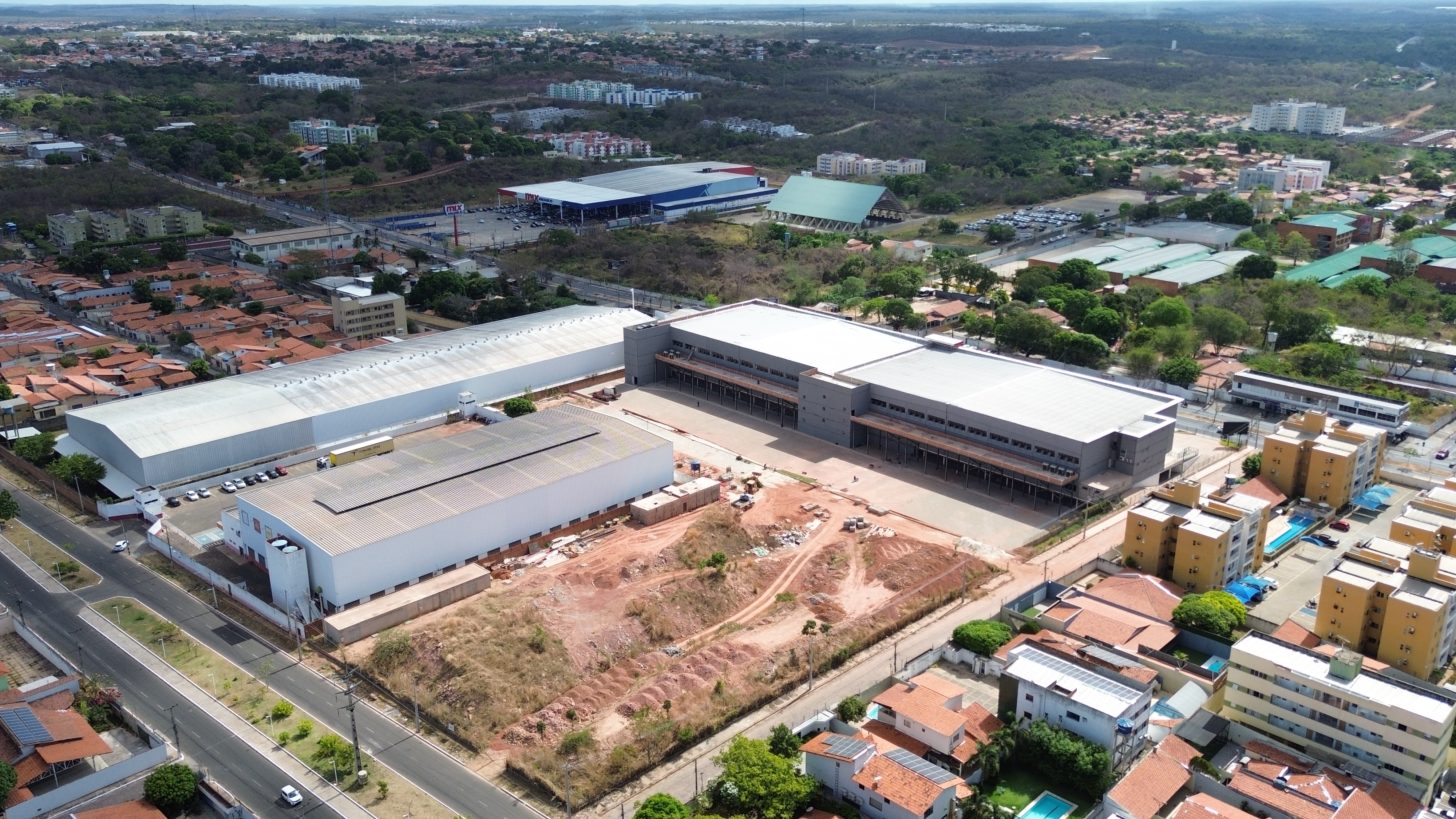 Vista aérea da fachada do HR Mall